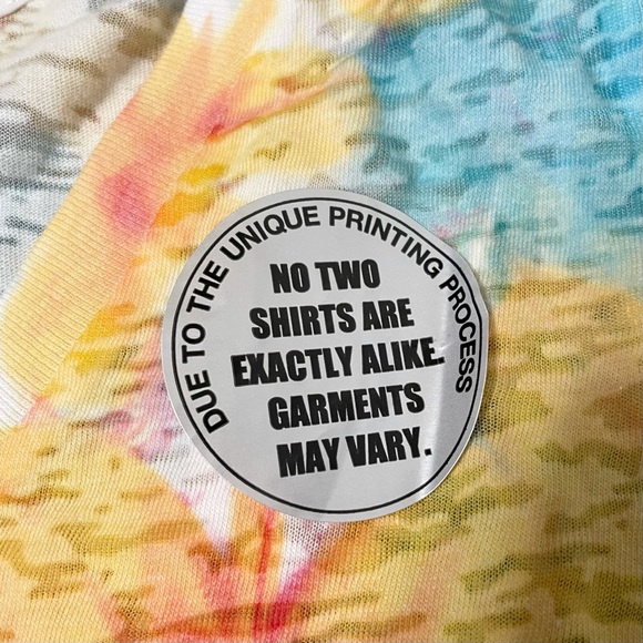 BeeEasy spray art parrot tshirt - Picture 4 of 6